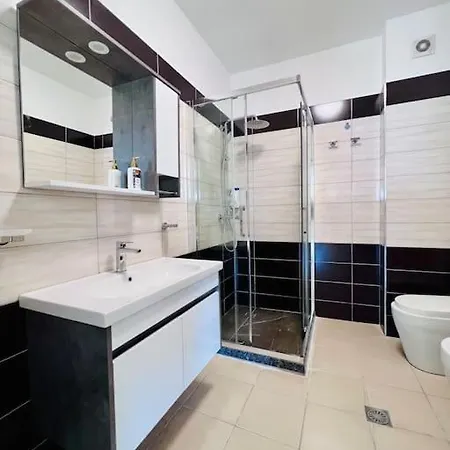 Majfis Center Ap.14 Lejlighed Sarandë